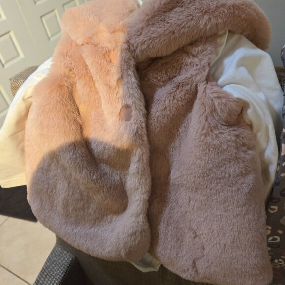 Brand new Issac Mizrahi 3 piece Faux Fur jacket, body suit and leggings - Picture 5 of 11